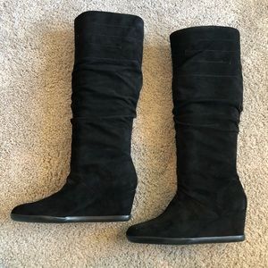 Aerosoles black suede wedge boot
